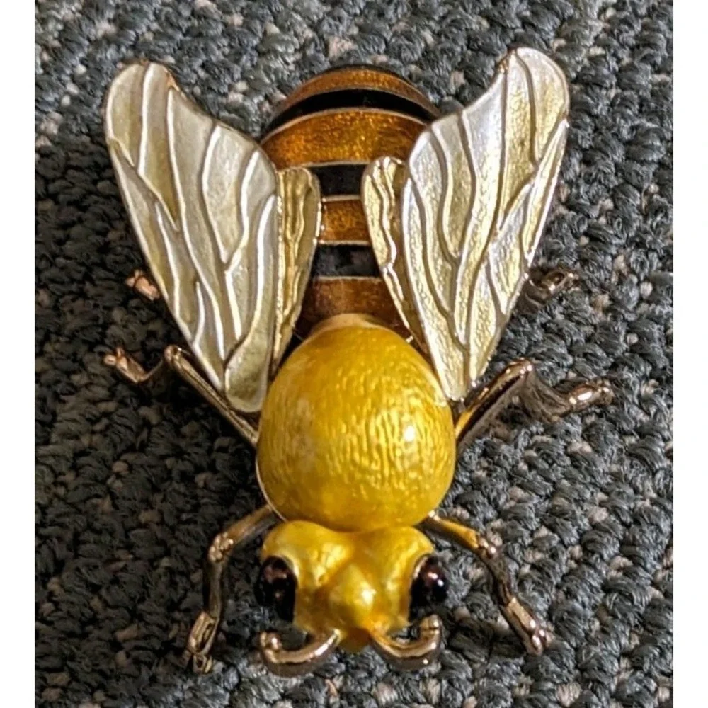Fancy Honey Bee Trinket Box Enameled Metal Magnetic Jewelry